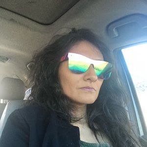 Meet your Posher, Yadira